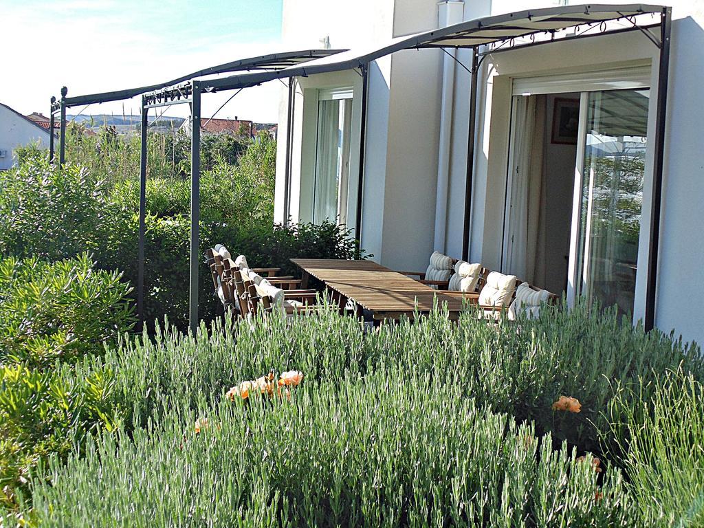 House Natali 70M From The Beach - Free Ev Top Up Rtina Dış mekan fotoğraf